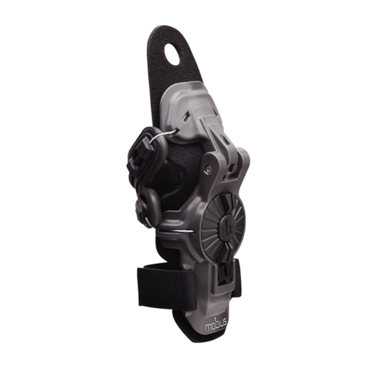 MOBIUS X8 WRIST STORM MOTOCROSS BRACES WITH CONTINOUS CABLE ROUTING SYSTEM
