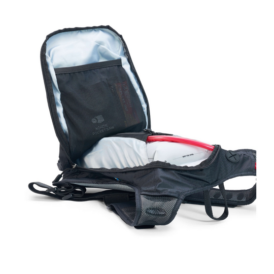 USWE Outlander 9, BLACK Lightweight Hydration Pack